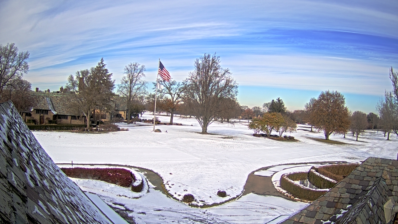 Thumbnail for current weather camera view from Country Club of Detroit in Grosse Pointe Farms, Michigan