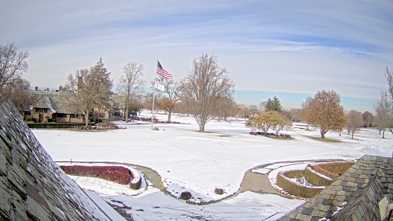 Thumbnail for current weather camera view from Country Club of Detroit in Grosse Pointe Farms, Michigan
