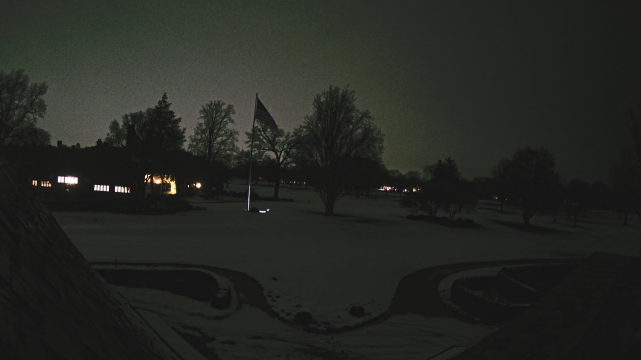 Thumbnail for current weather camera view from Country Club of Detroit in Grosse Pointe Farms, Michigan