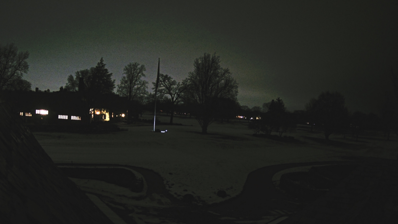 Thumbnail for current weather camera view from Country Club of Detroit in Grosse Pointe Farms, Michigan