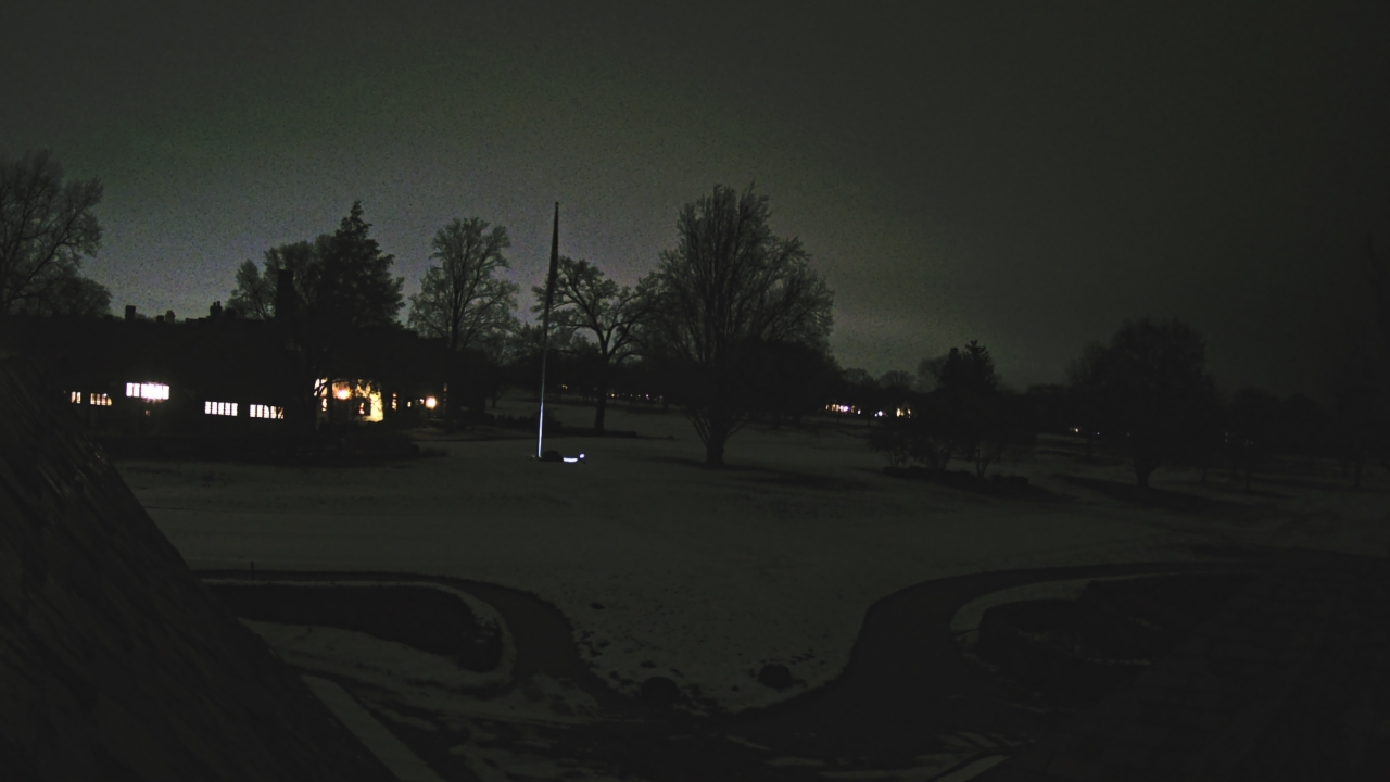 Thumbnail for current weather camera view from Country Club of Detroit in Grosse Pointe Farms, Michigan