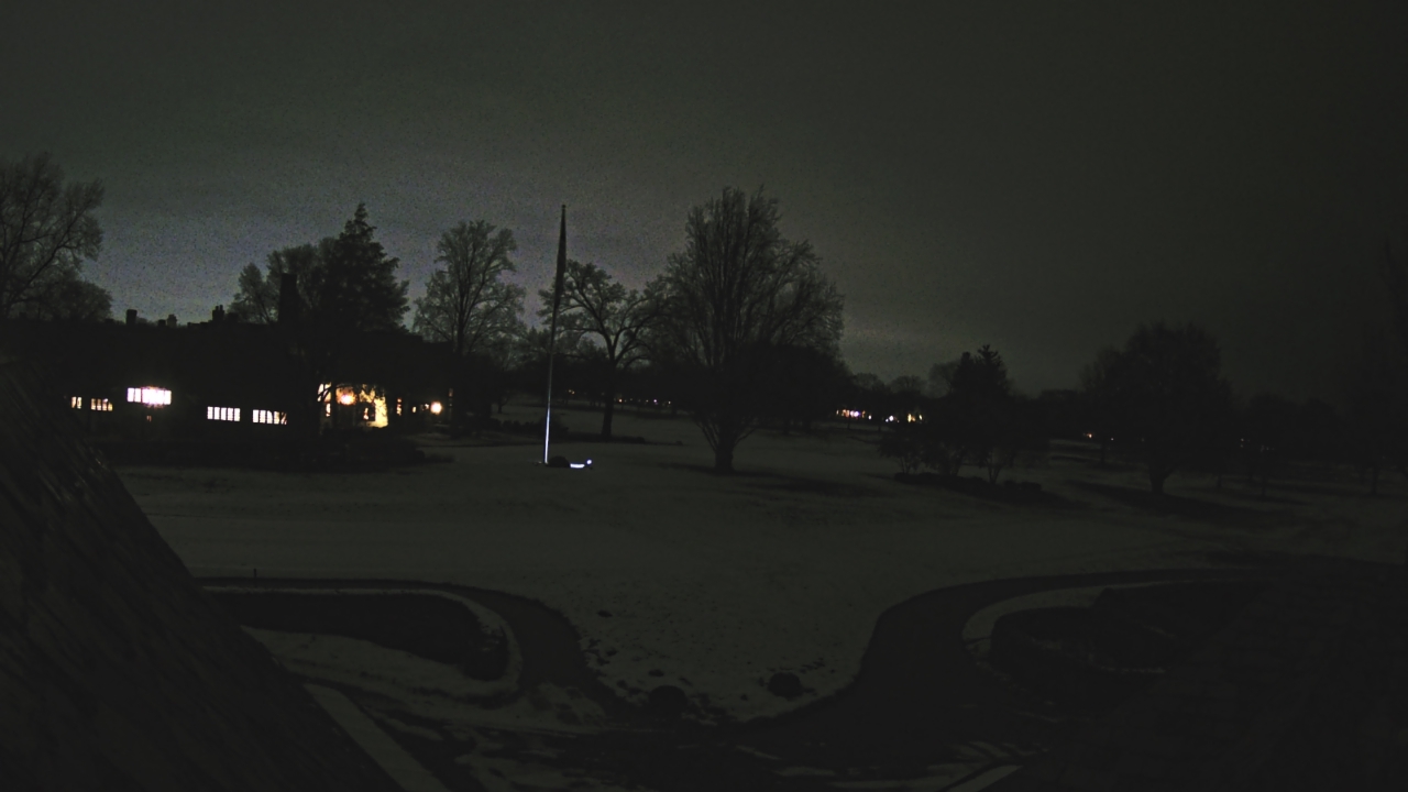 Thumbnail for current weather camera view from Country Club of Detroit in Grosse Pointe Farms, Michigan