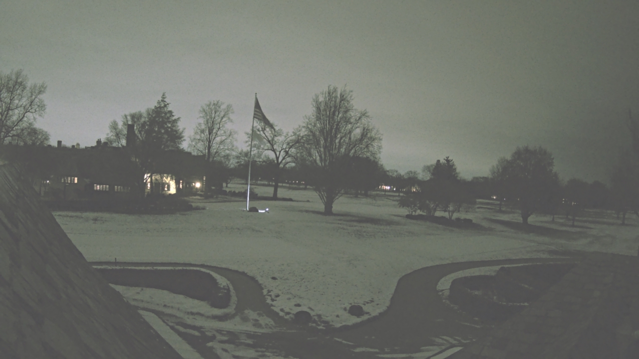 Thumbnail for current weather camera view from Country Club of Detroit in Grosse Pointe Farms, Michigan
