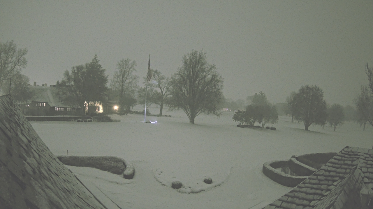 Thumbnail for current weather camera view from Country Club of Detroit in Grosse Pointe Farms, Michigan