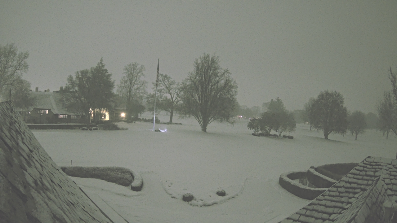 Thumbnail for current weather camera view from Country Club of Detroit in Grosse Pointe Farms, Michigan