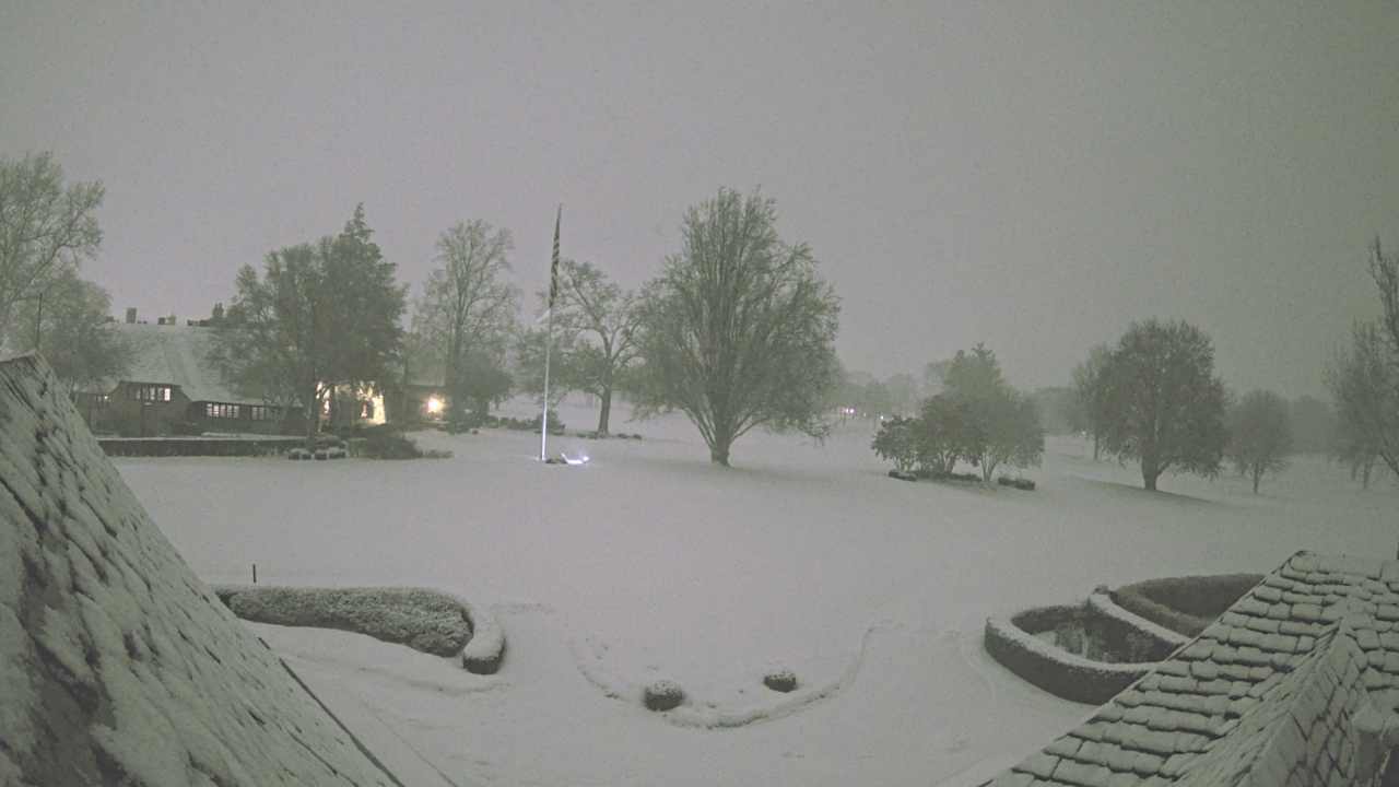 Thumbnail for current weather camera view from Country Club of Detroit in Grosse Pointe Farms, Michigan