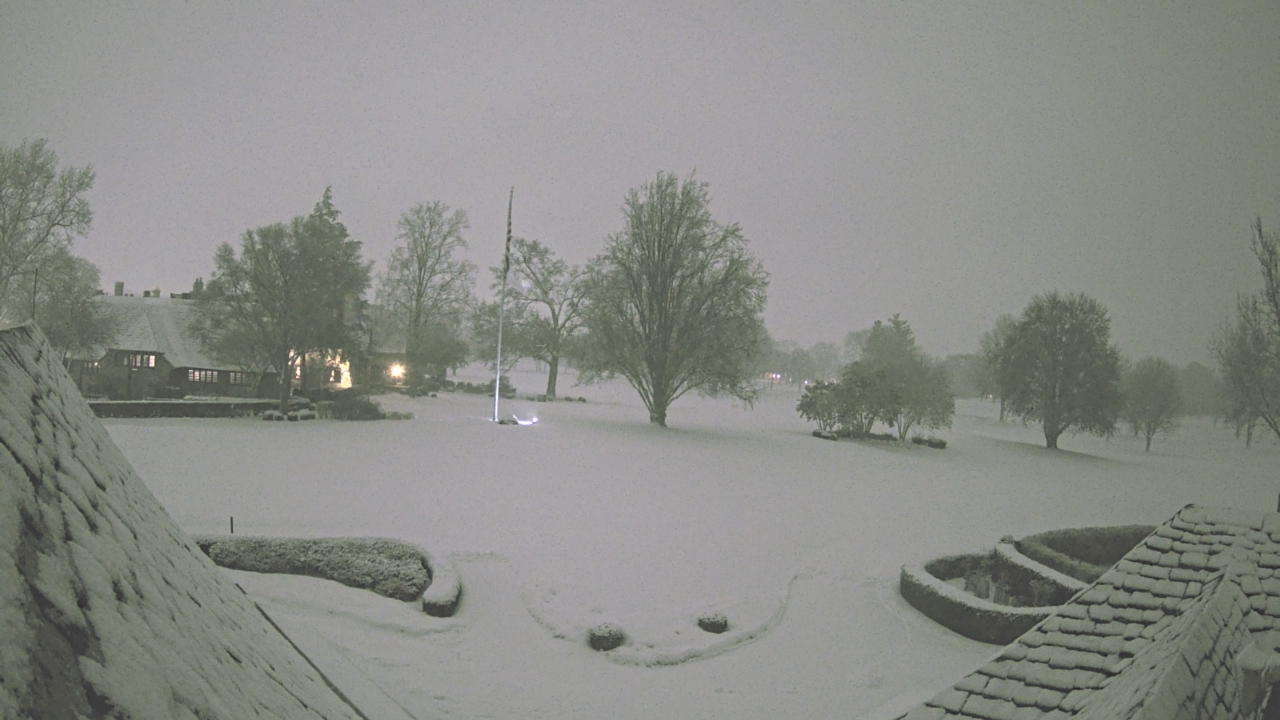 Thumbnail for current weather camera view from Country Club of Detroit in Grosse Pointe Farms, Michigan