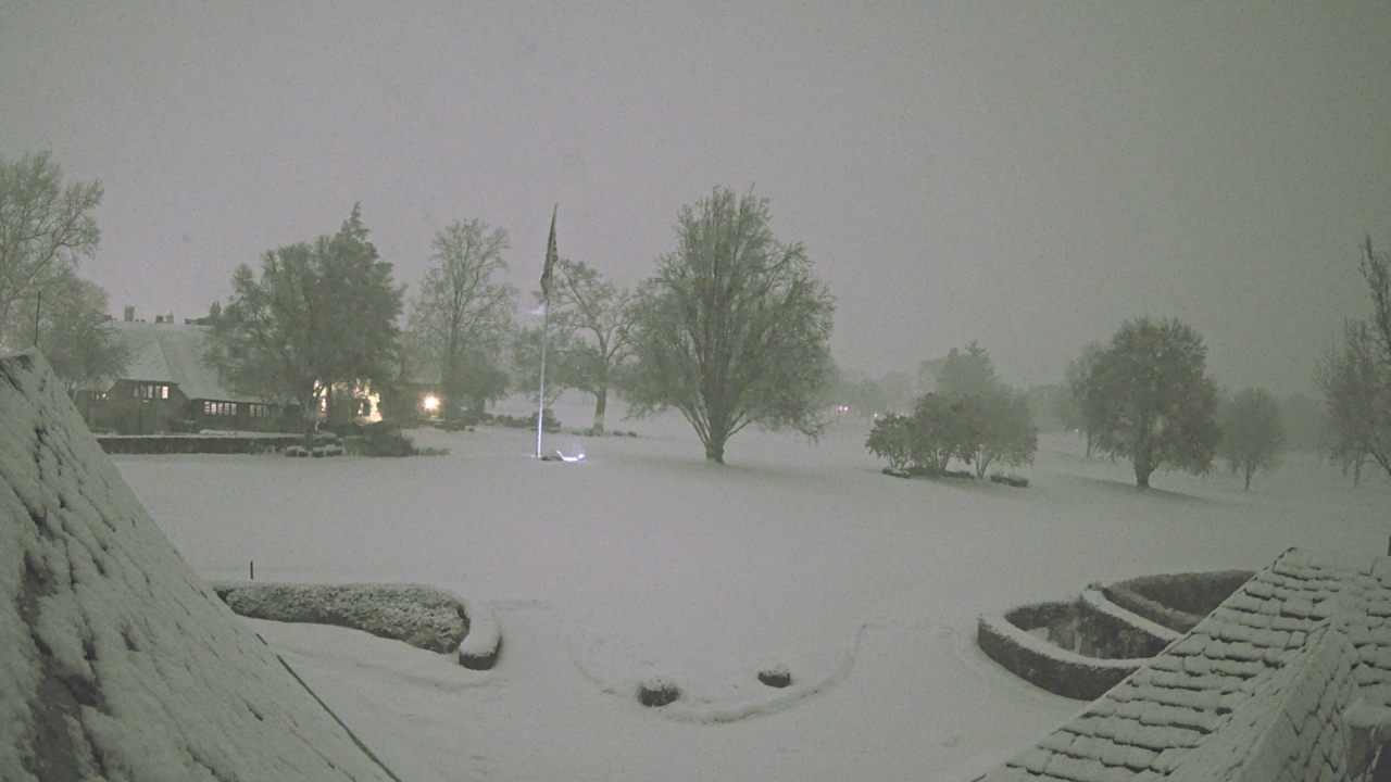 Thumbnail for current weather camera view from Country Club of Detroit in Grosse Pointe Farms, Michigan