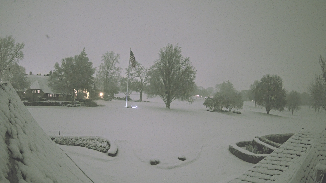 Thumbnail for current weather camera view from Country Club of Detroit in Grosse Pointe Farms, Michigan