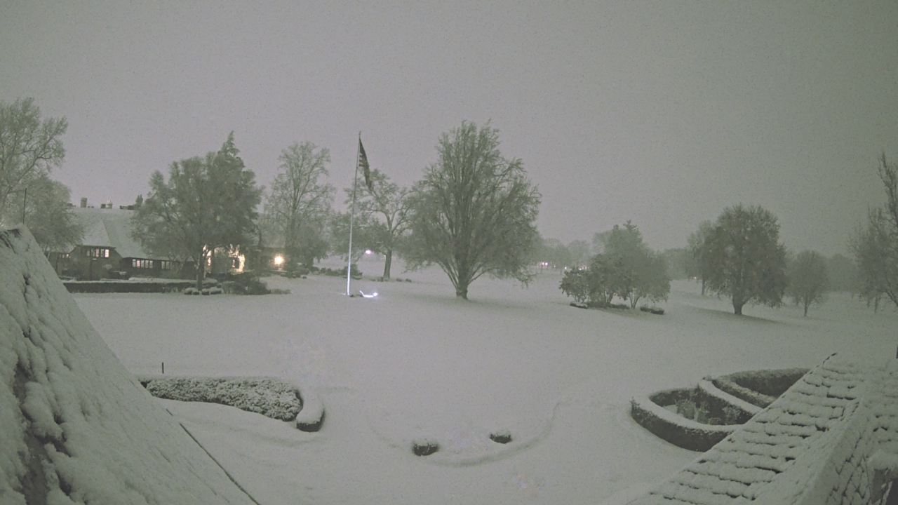 Thumbnail for current weather camera view from Country Club of Detroit in Grosse Pointe Farms, Michigan