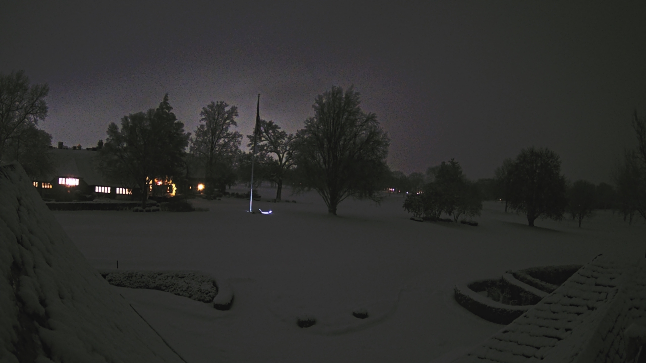 Thumbnail for current weather camera view from Country Club of Detroit in Grosse Pointe Farms, Michigan