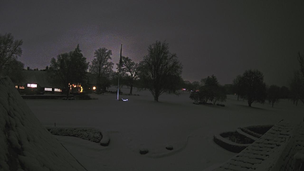 Thumbnail for current weather camera view from Country Club of Detroit in Grosse Pointe Farms, Michigan