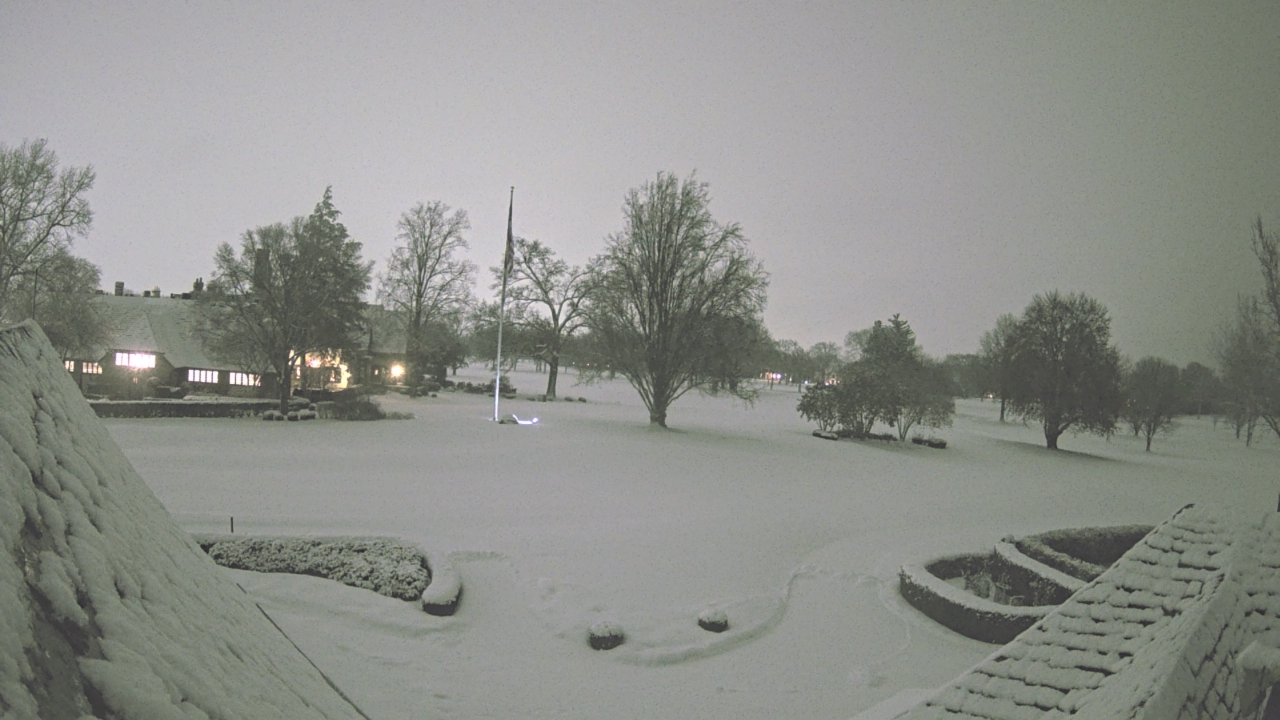 Thumbnail for current weather camera view from Country Club of Detroit in Grosse Pointe Farms, Michigan