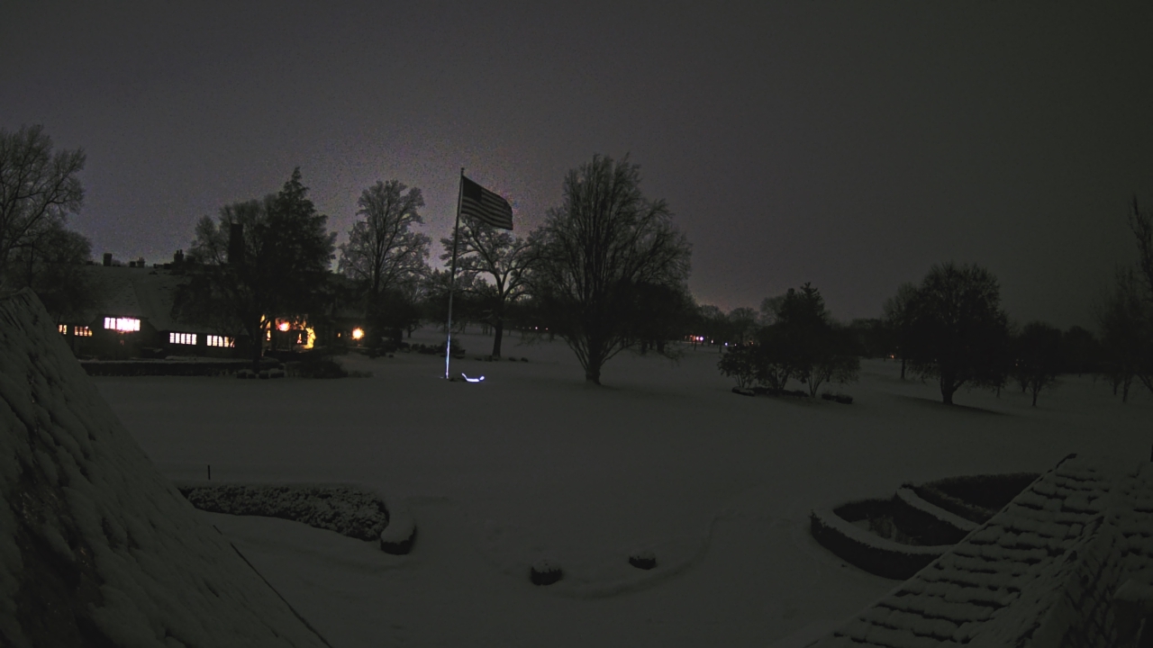Thumbnail for current weather camera view from Country Club of Detroit in Grosse Pointe Farms, Michigan