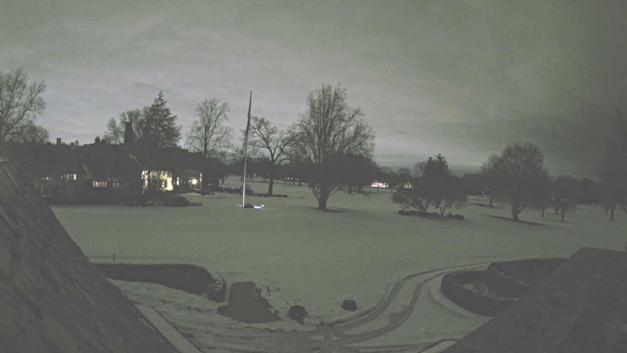 Thumbnail for current weather camera view from Country Club of Detroit in Grosse Pointe Farms, Michigan