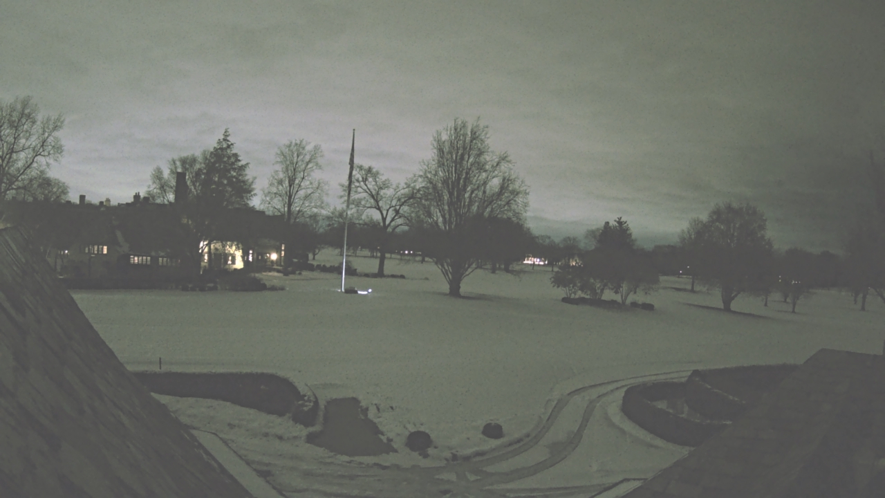 Thumbnail for current weather camera view from Country Club of Detroit in Grosse Pointe Farms, Michigan