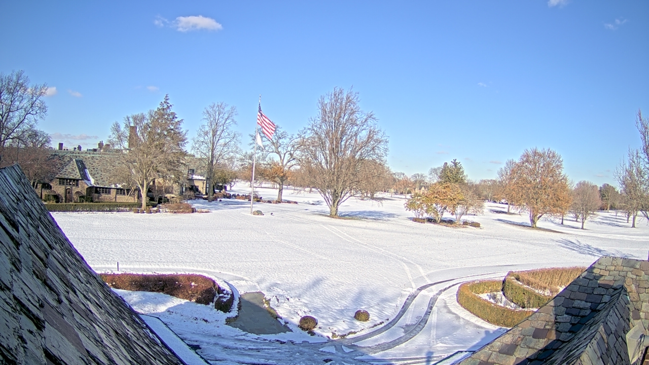 Thumbnail for current weather camera view from Country Club of Detroit in Grosse Pointe Farms, Michigan