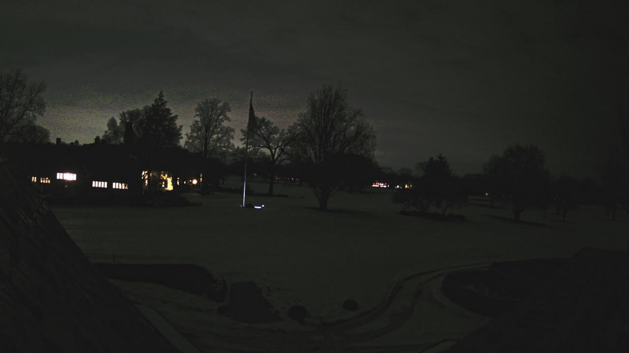 Thumbnail for current weather camera view from Country Club of Detroit in Grosse Pointe Farms, Michigan