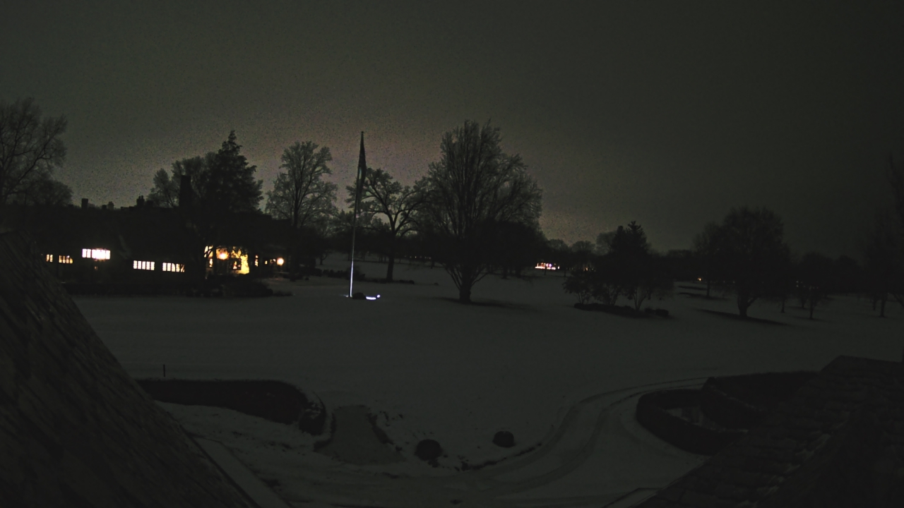 Thumbnail for current weather camera view from Country Club of Detroit in Grosse Pointe Farms, Michigan