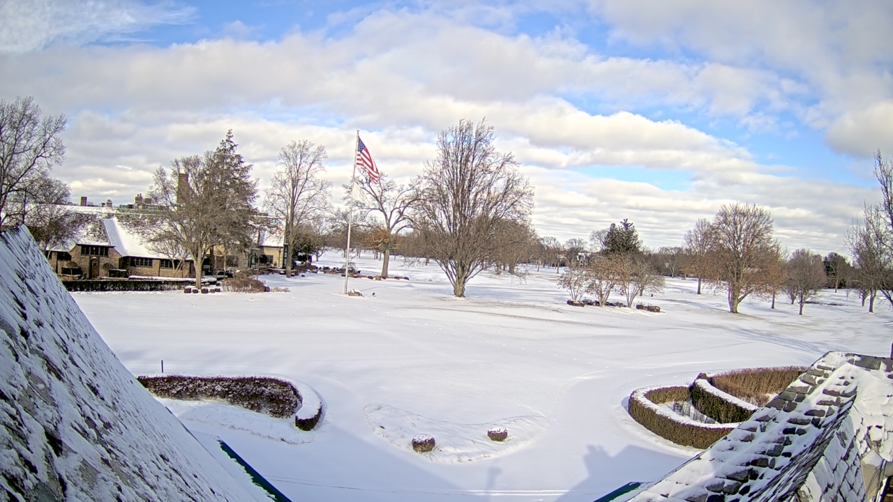 Thumbnail for current weather camera view from Country Club of Detroit in Grosse Pointe Farms, Michigan