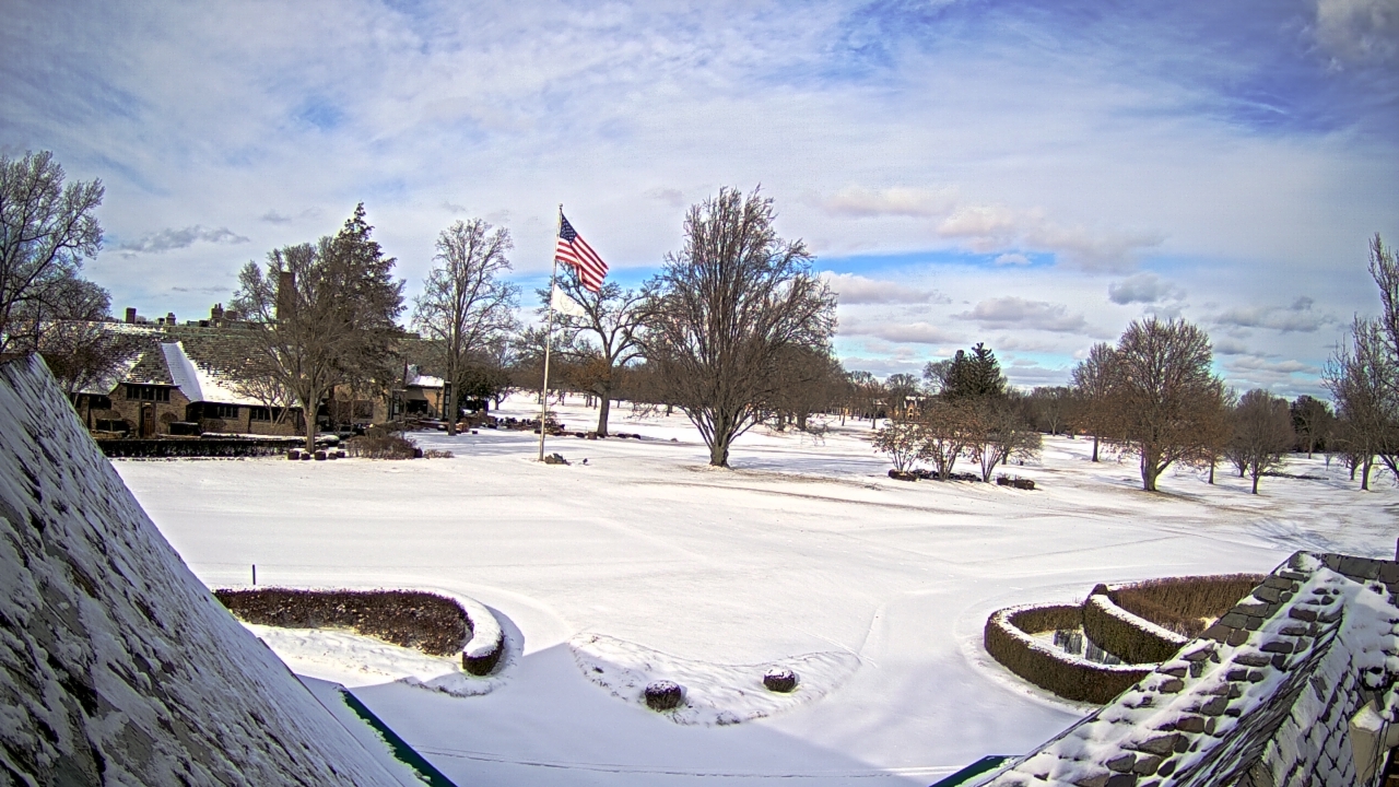 Thumbnail for current weather camera view from Country Club of Detroit in Grosse Pointe Farms, Michigan