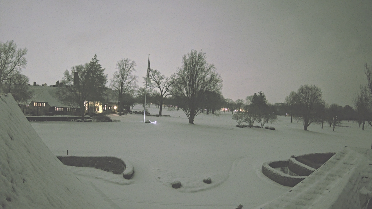 Thumbnail for current weather camera view from Country Club of Detroit in Grosse Pointe Farms, Michigan