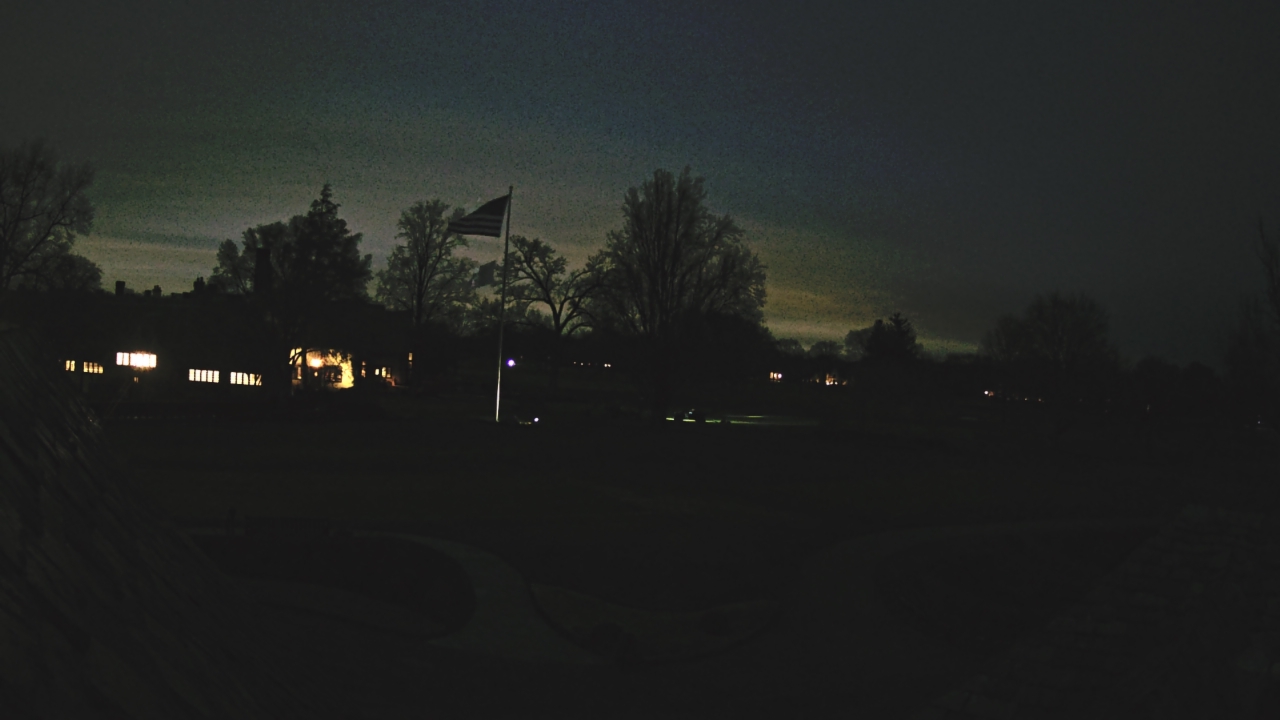 Thumbnail for current weather camera view from Country Club of Detroit in Grosse Pointe Farms, Michigan