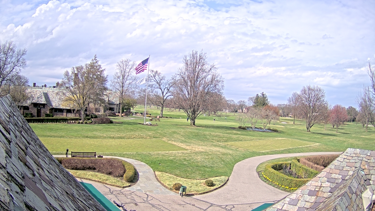 Thumbnail for current weather camera view from Country Club of Detroit in Grosse Pointe Farms, Michigan