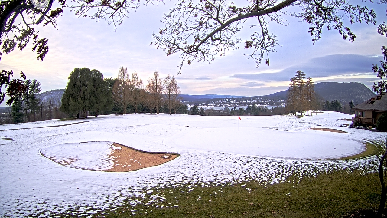 Thumbnail for current weather camera view from Country Club of Harrisburg in Harrisburg, Pennsylvania