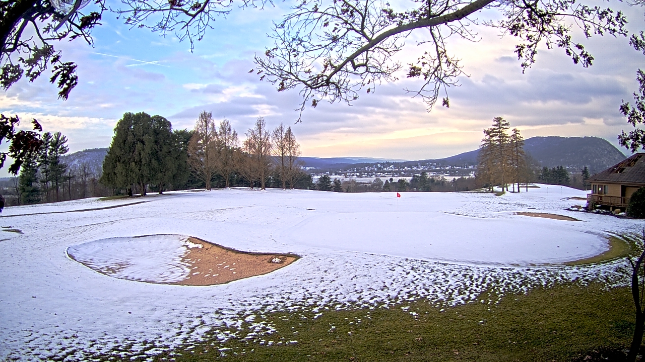 Thumbnail for current weather camera view from Country Club of Harrisburg in Harrisburg, Pennsylvania