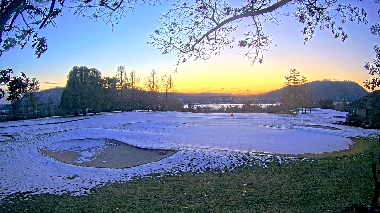 Thumbnail for current weather camera view from Country Club of Harrisburg in Harrisburg, Pennsylvania
