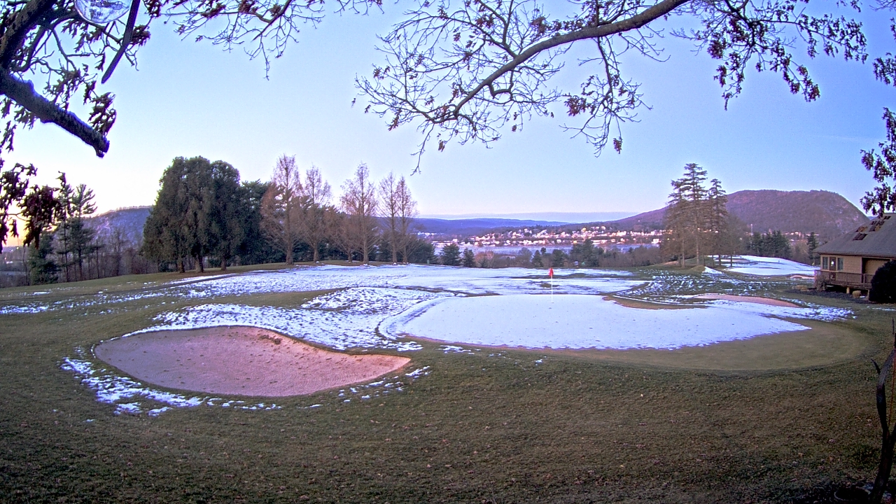 Thumbnail for current weather camera view from Country Club of Harrisburg in Harrisburg, Pennsylvania