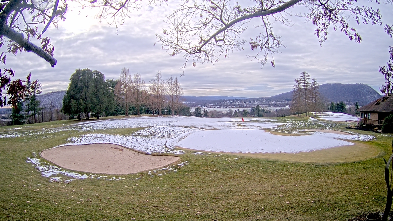 Thumbnail for current weather camera view from Country Club of Harrisburg in Harrisburg, Pennsylvania