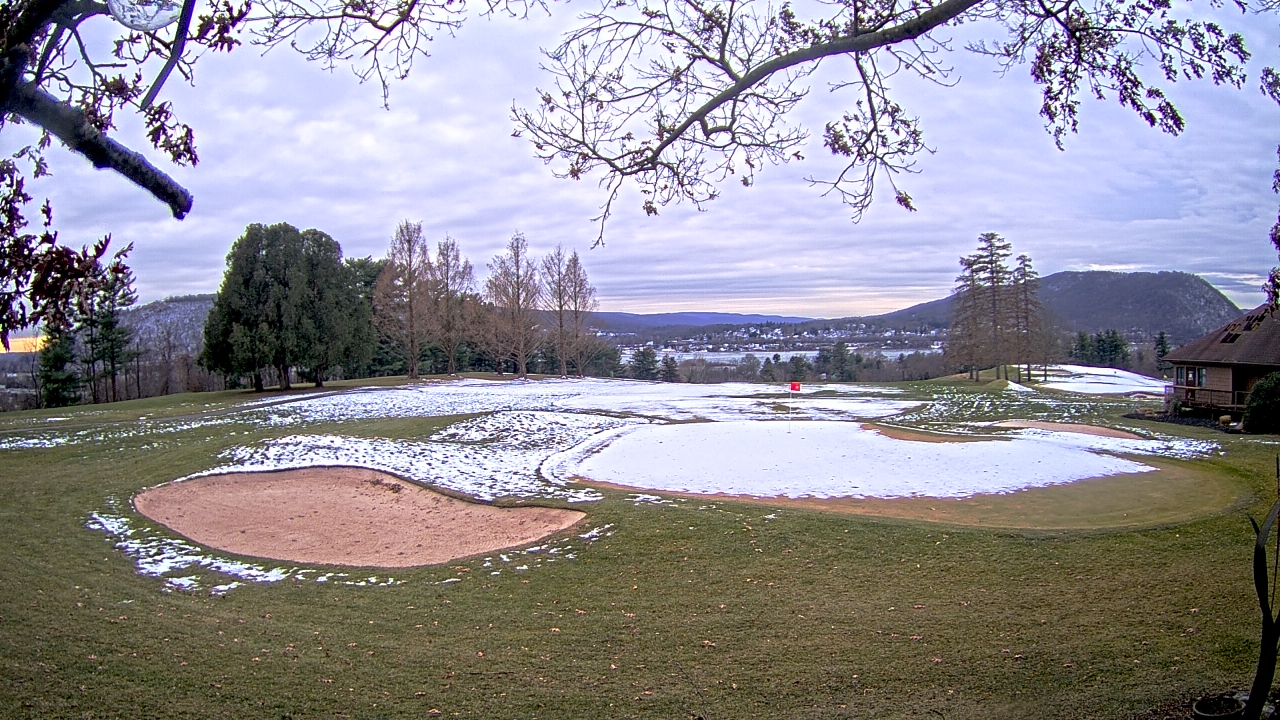 Thumbnail for current weather camera view from Country Club of Harrisburg in Harrisburg, Pennsylvania