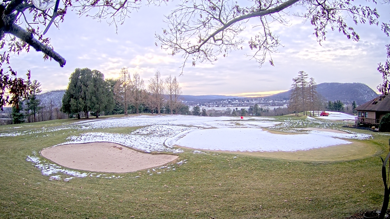Thumbnail for current weather camera view from Country Club of Harrisburg in Harrisburg, Pennsylvania