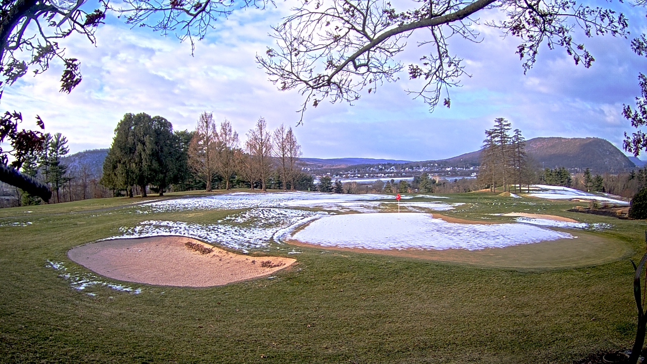Thumbnail for current weather camera view from Country Club of Harrisburg in Harrisburg, Pennsylvania