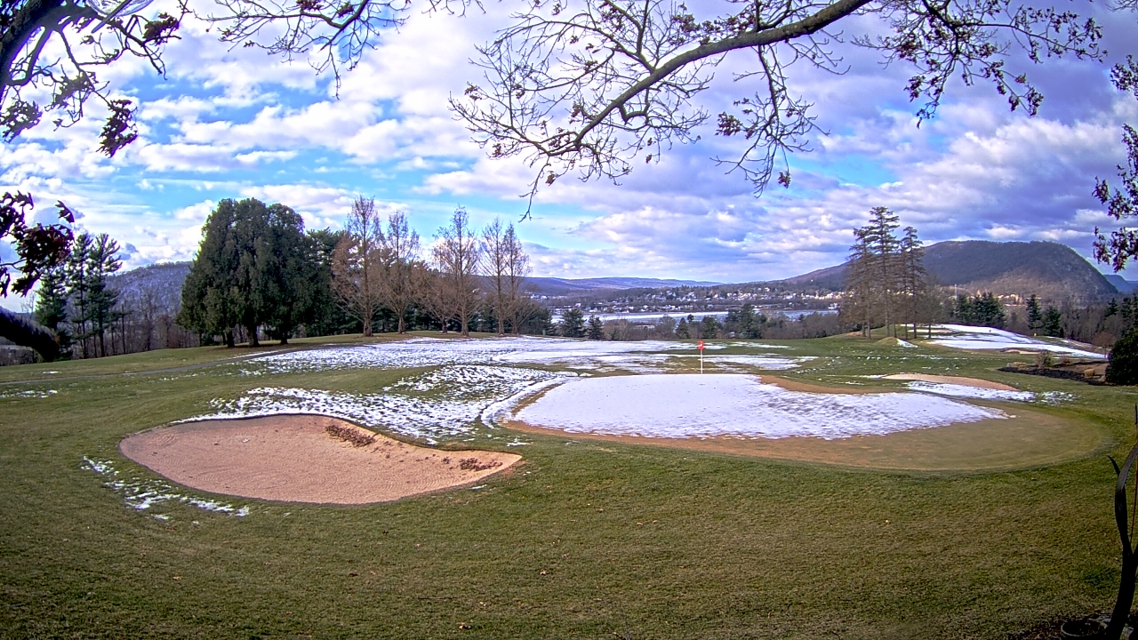 Thumbnail for current weather camera view from Country Club of Harrisburg in Harrisburg, Pennsylvania