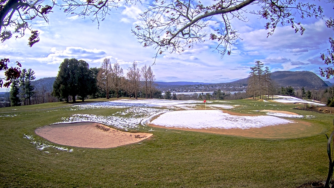 Thumbnail for current weather camera view from Country Club of Harrisburg in Harrisburg, Pennsylvania