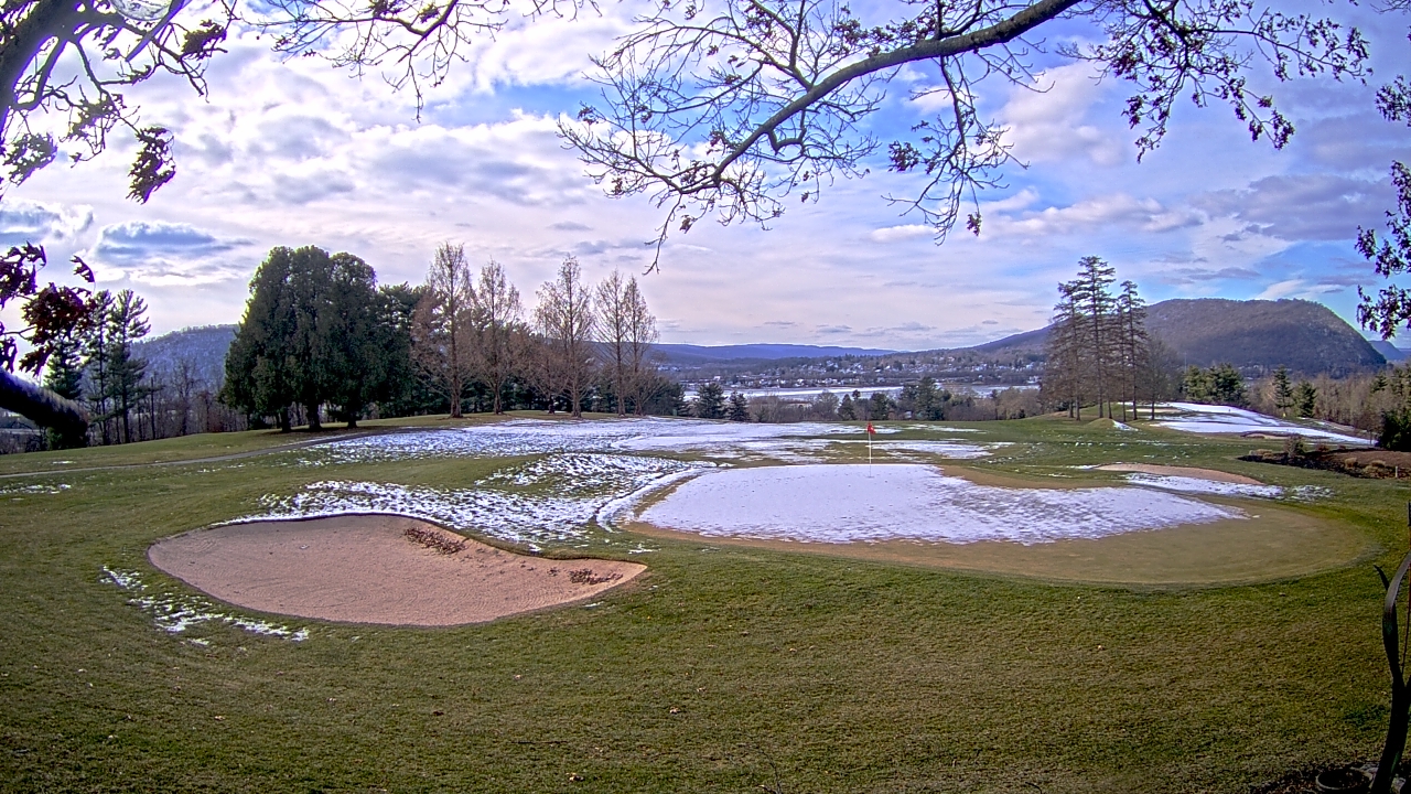 Thumbnail for current weather camera view from Country Club of Harrisburg in Harrisburg, Pennsylvania
