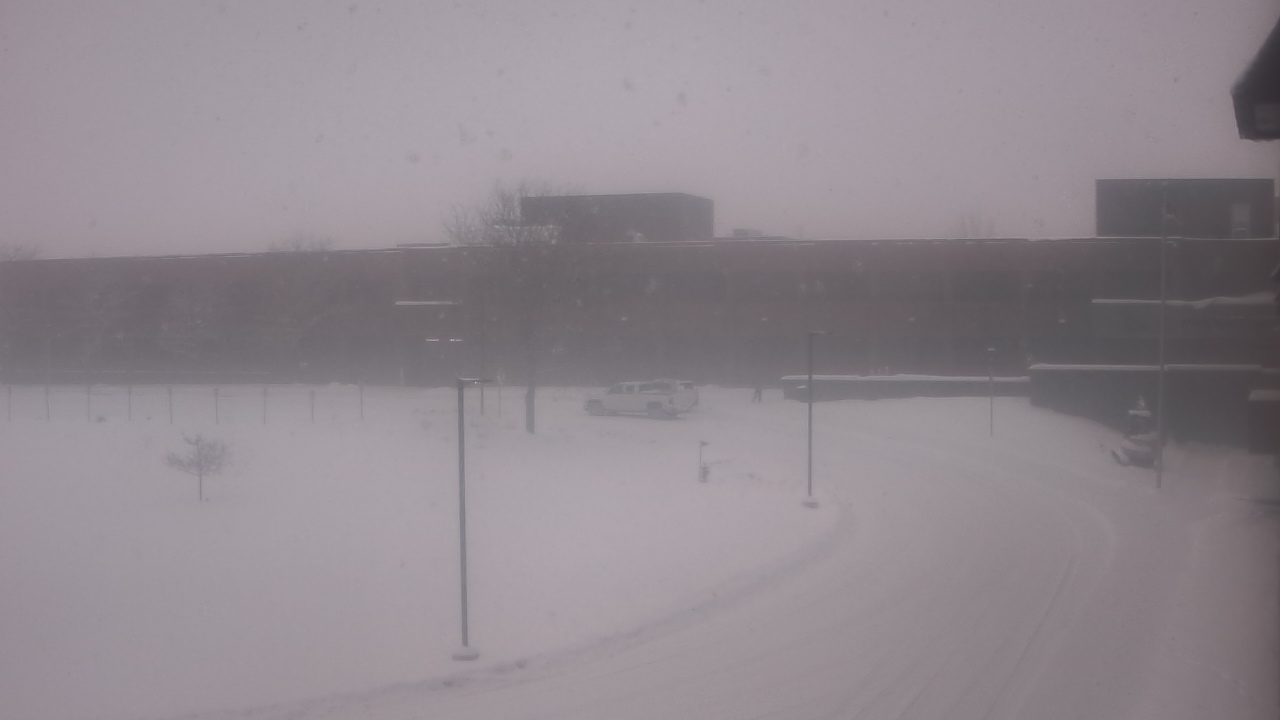 Thumbnail for current weather camera view from P.V. Moore HS in Central Square, New York