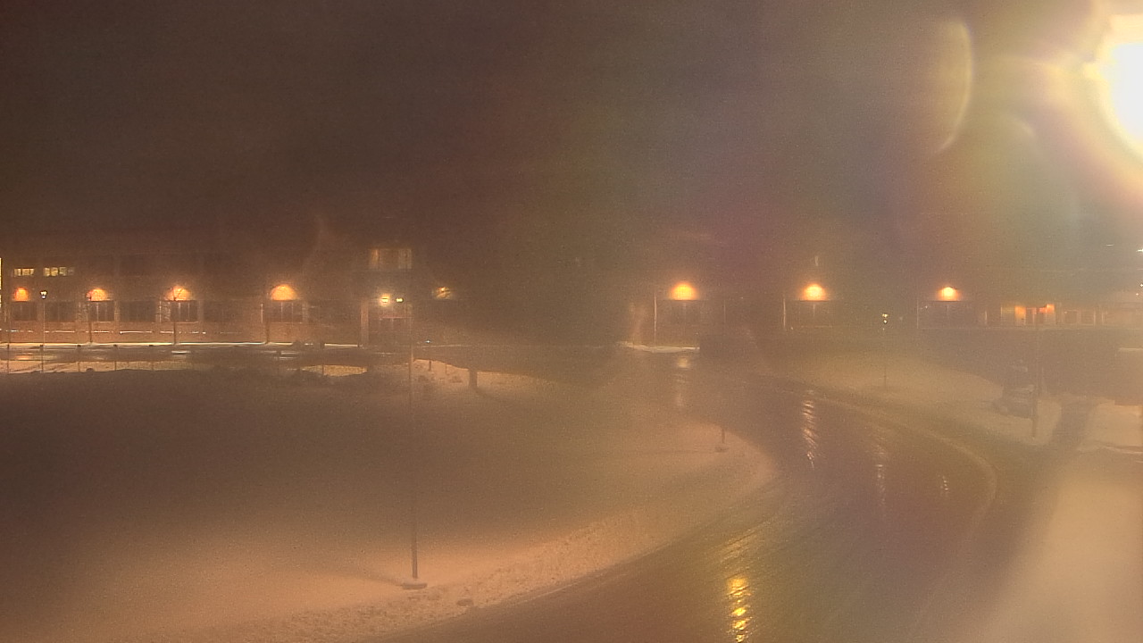 Thumbnail for current weather camera view from P.V. Moore HS in Central Square, New York