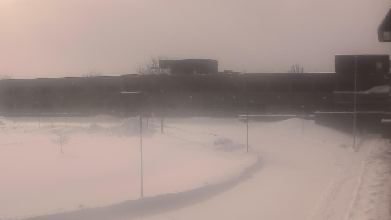 Thumbnail for current weather camera view from P.V. Moore HS in Central Square, New York