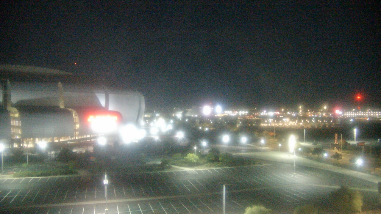 Thumbnail for current weather camera view from City of Glendale Media Center in Glendale, Arizona