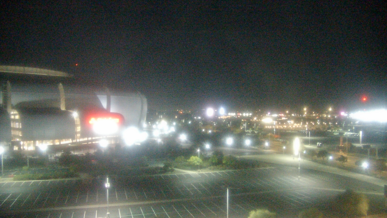 Thumbnail for current weather camera view from City of Glendale Media Center in Glendale, Arizona