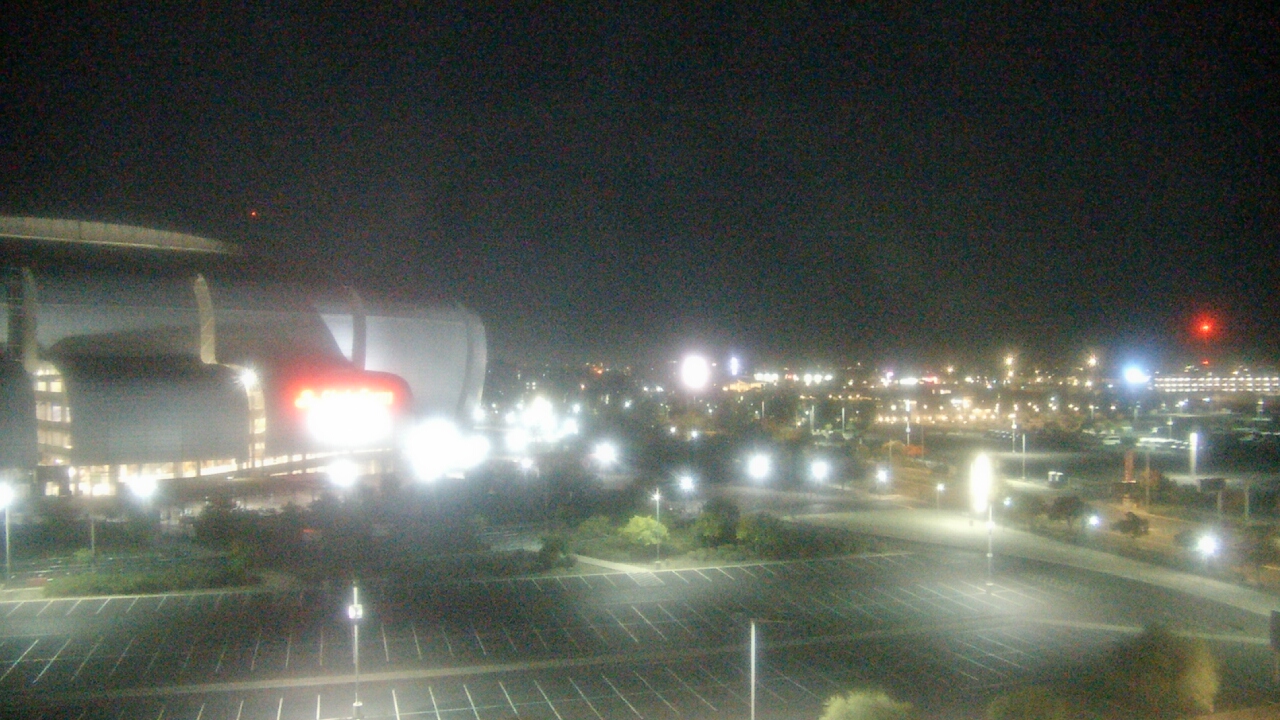 Thumbnail for current weather camera view from City of Glendale Media Center in Glendale, Arizona