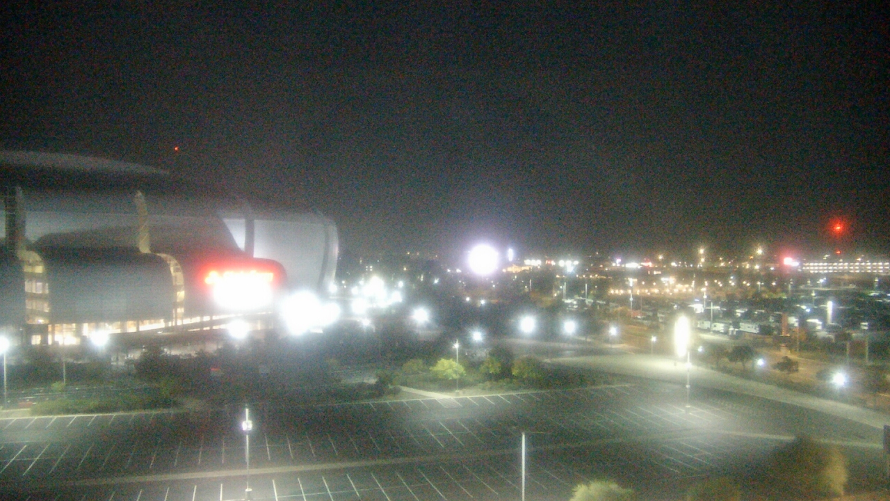 Thumbnail for current weather camera view from City of Glendale Media Center in Glendale, Arizona