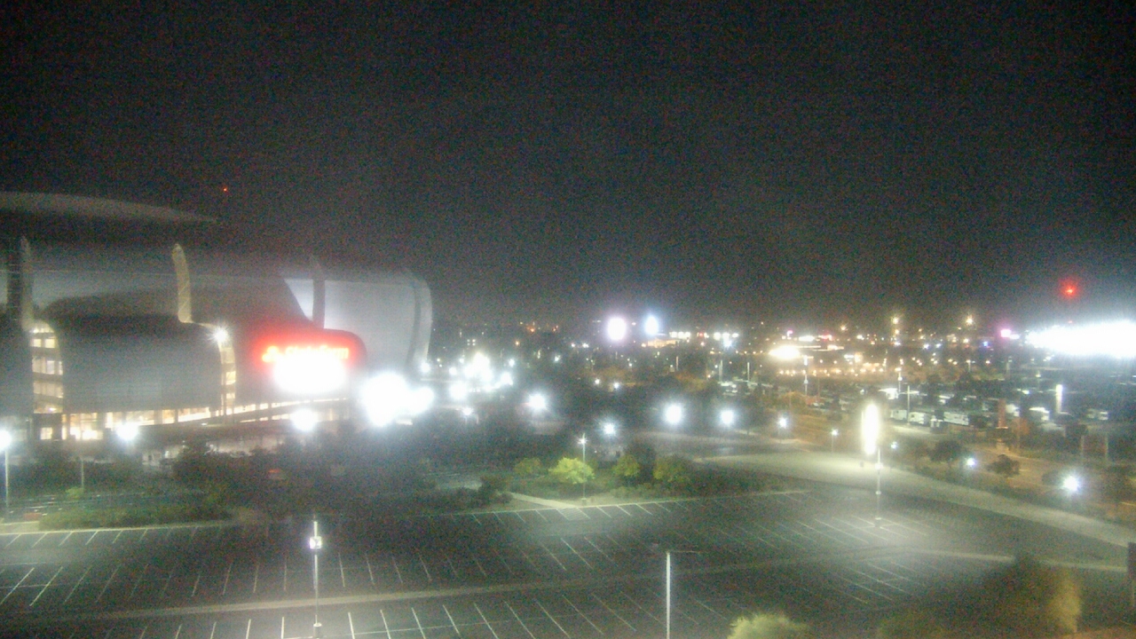 Thumbnail for current weather camera view from City of Glendale Media Center in Glendale, Arizona