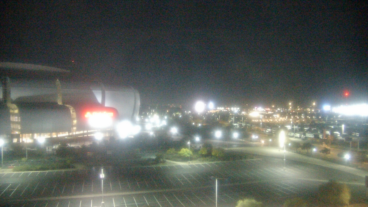 Thumbnail for current weather camera view from City of Glendale Media Center in Glendale, Arizona