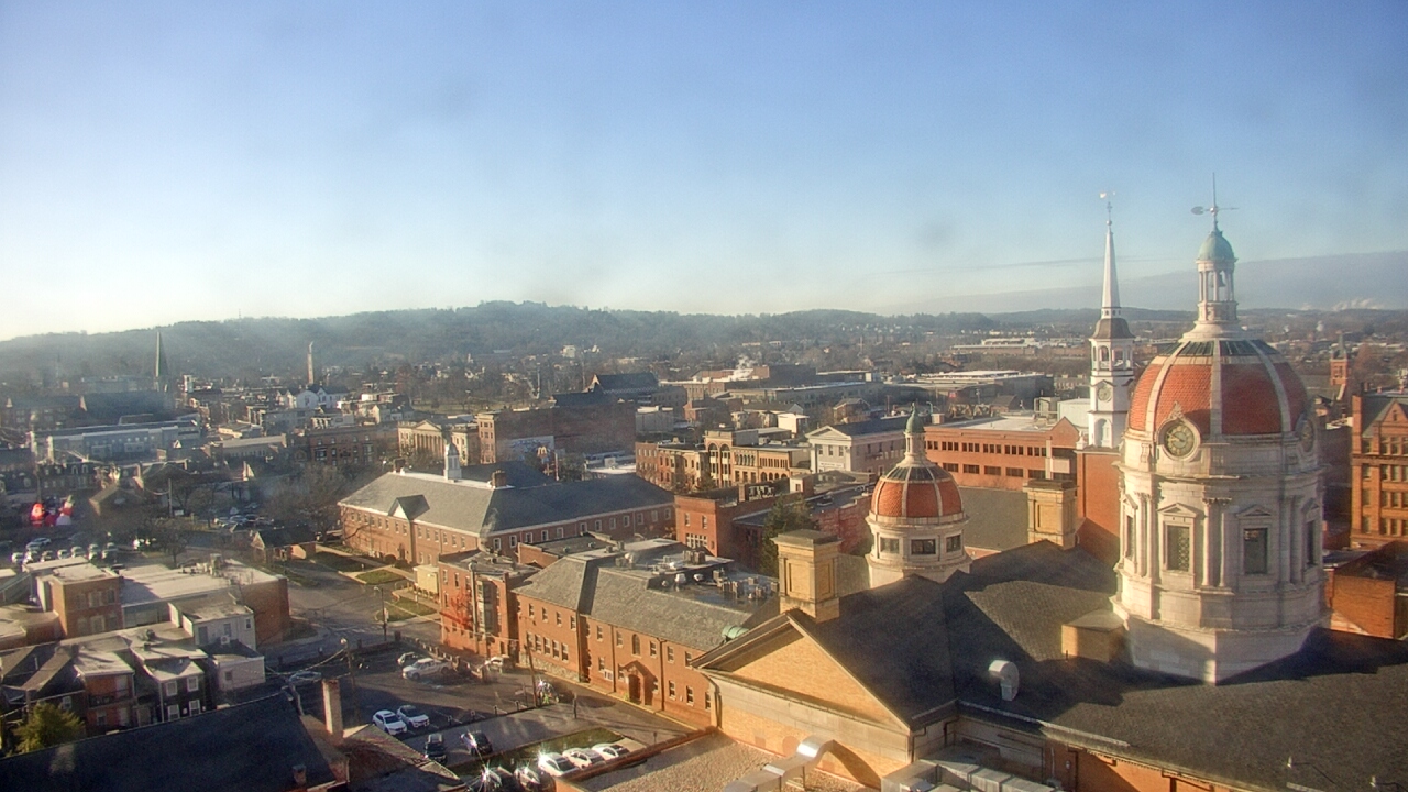 Thumbnail for current weather camera view from The Yorktowne Hotel in York, Pennsylvania
