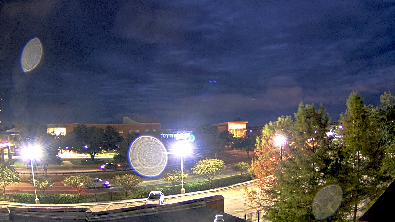 Thumbnail for current weather camera view from Chalmette HS in Chalmette, Louisiana